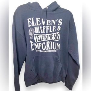 Women’s Medium Stranger Things Eleven the upside down sweatshirt hoodie black